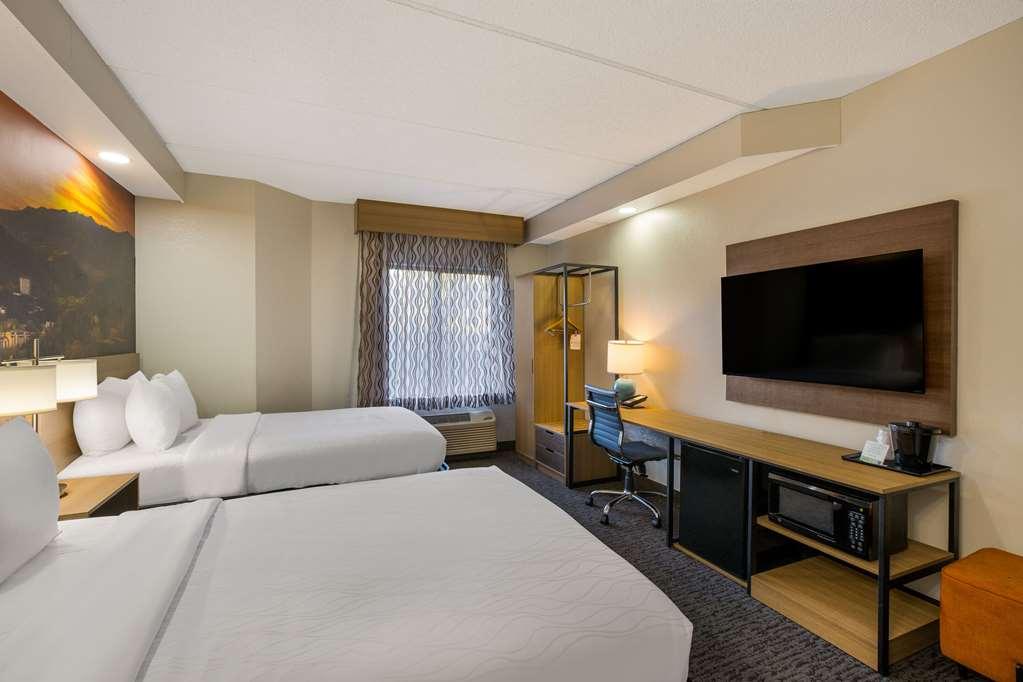 Clarion Pointe Sevierville-Pigeon Forge Номер фото