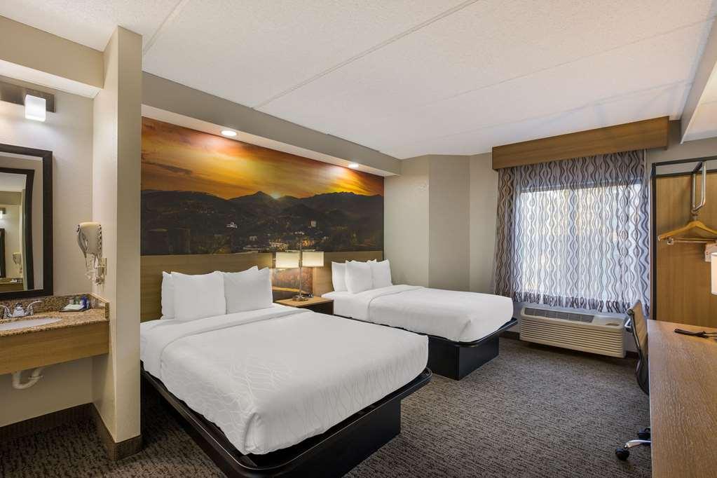 Clarion Pointe Sevierville-Pigeon Forge Номер фото