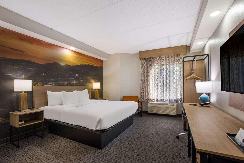 Clarion Pointe Sevierville-Pigeon Forge Номер фото