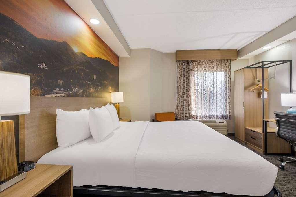Clarion Pointe Sevierville-Pigeon Forge Номер фото