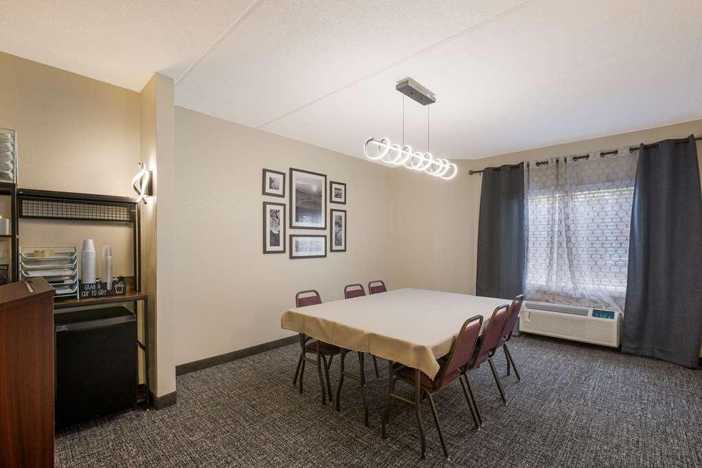 Clarion Pointe Sevierville-Pigeon Forge Зручності фото